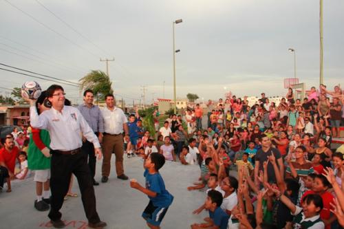 La niñez es la base del crecimiento de México: Gabriel De la Garza